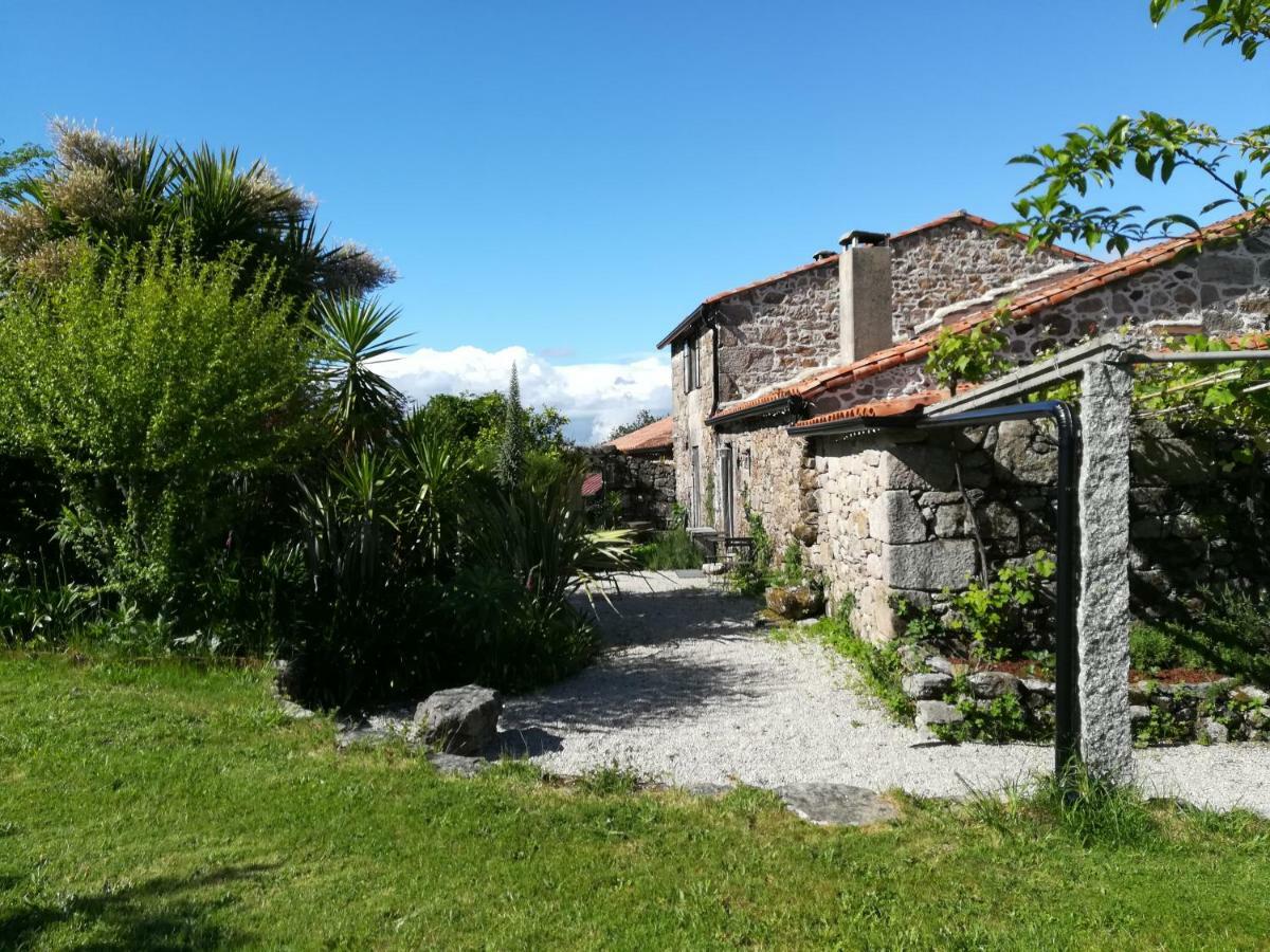 O Curralino Country house *